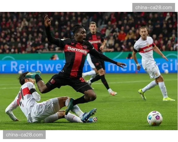 德国足球职业联盟与警方联合行动，打击针对球员的网络暴力